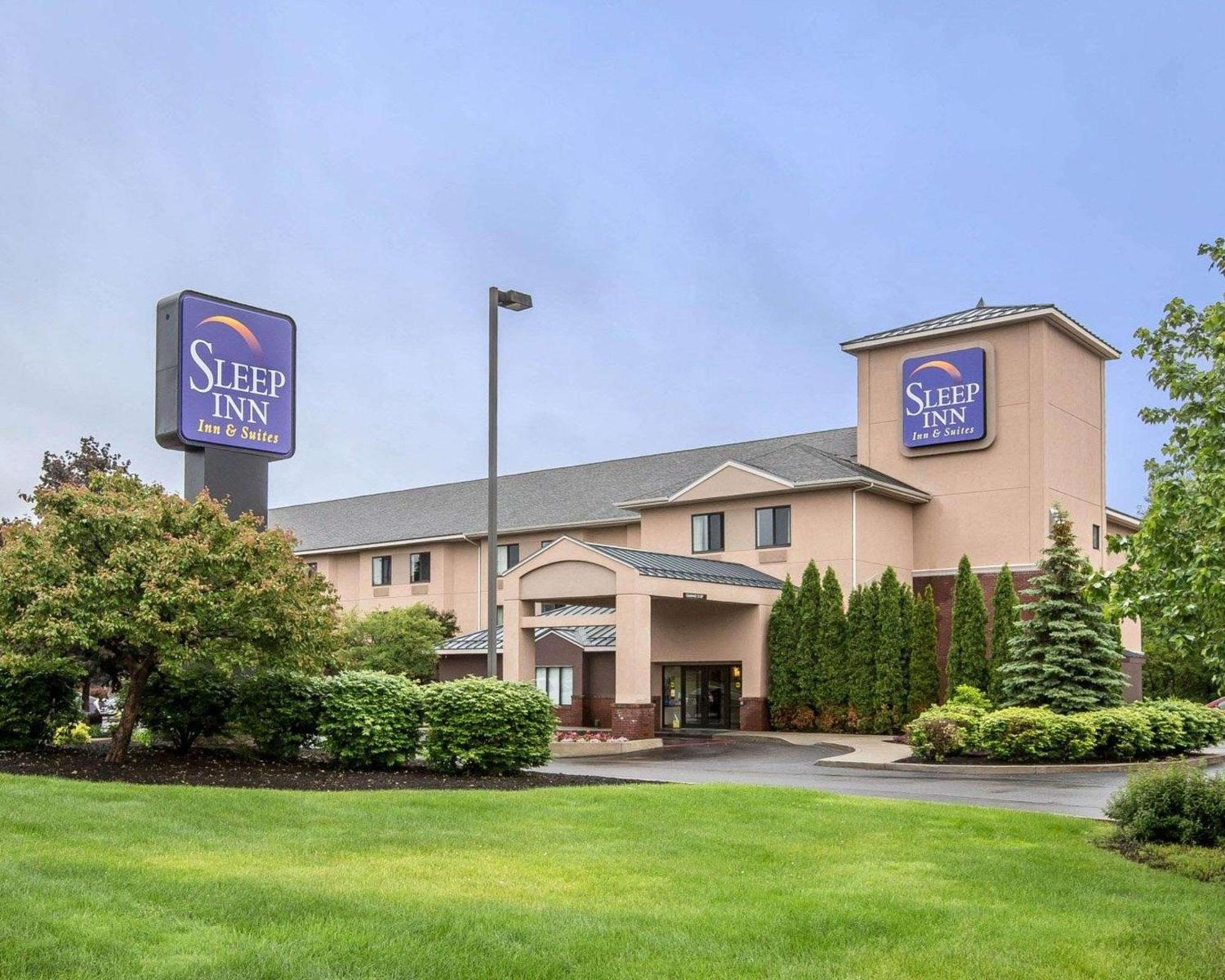 Sleep Inn & Suites Queensbury - Lake George Exterior foto